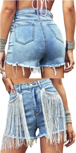 Shorts with Fringe on the pockets