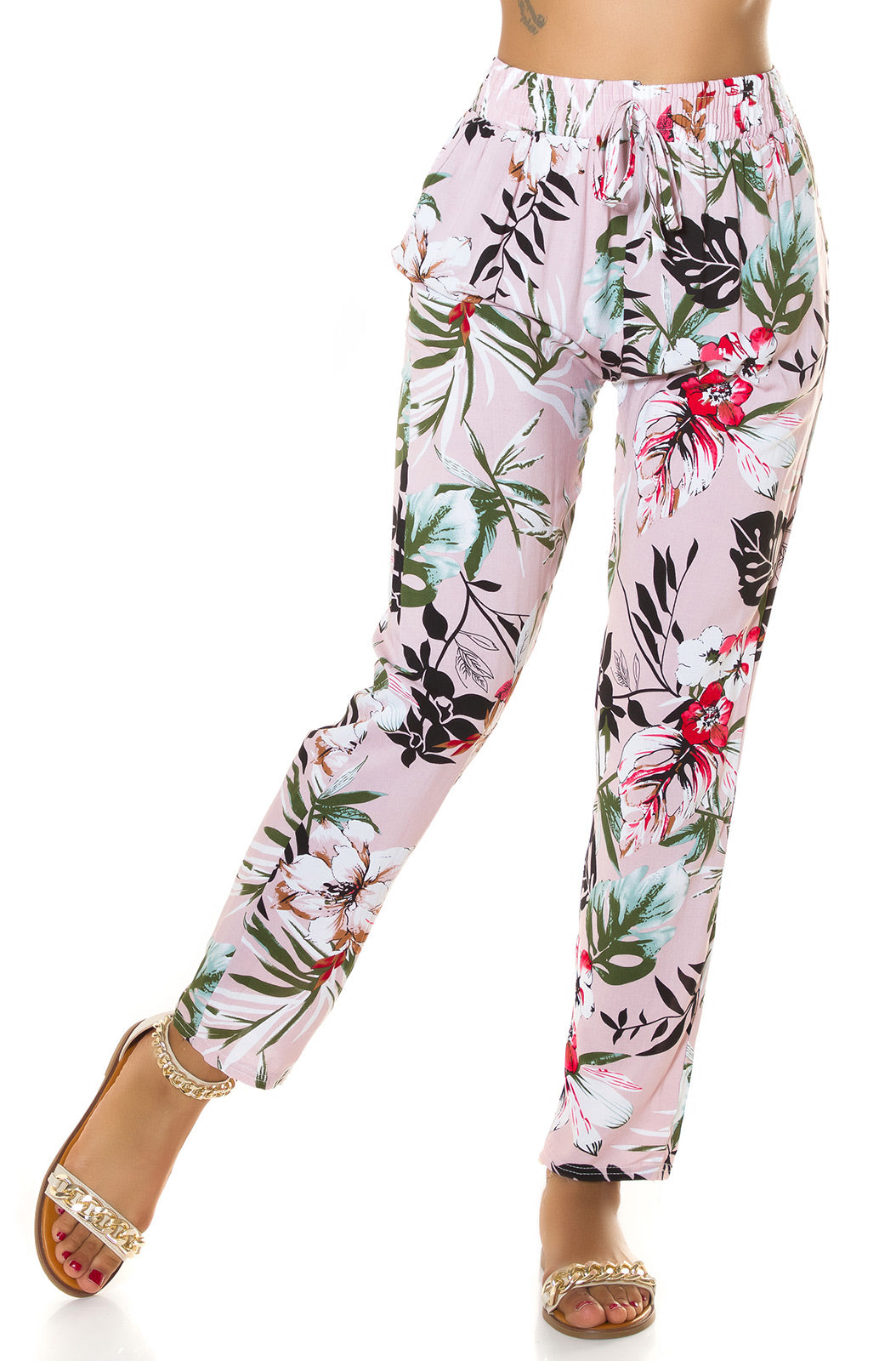 Summer pants with flowers