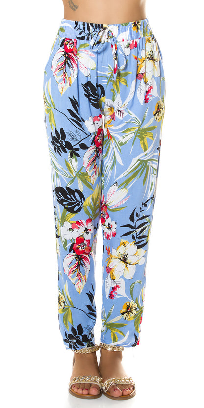 Summer pants with flowers